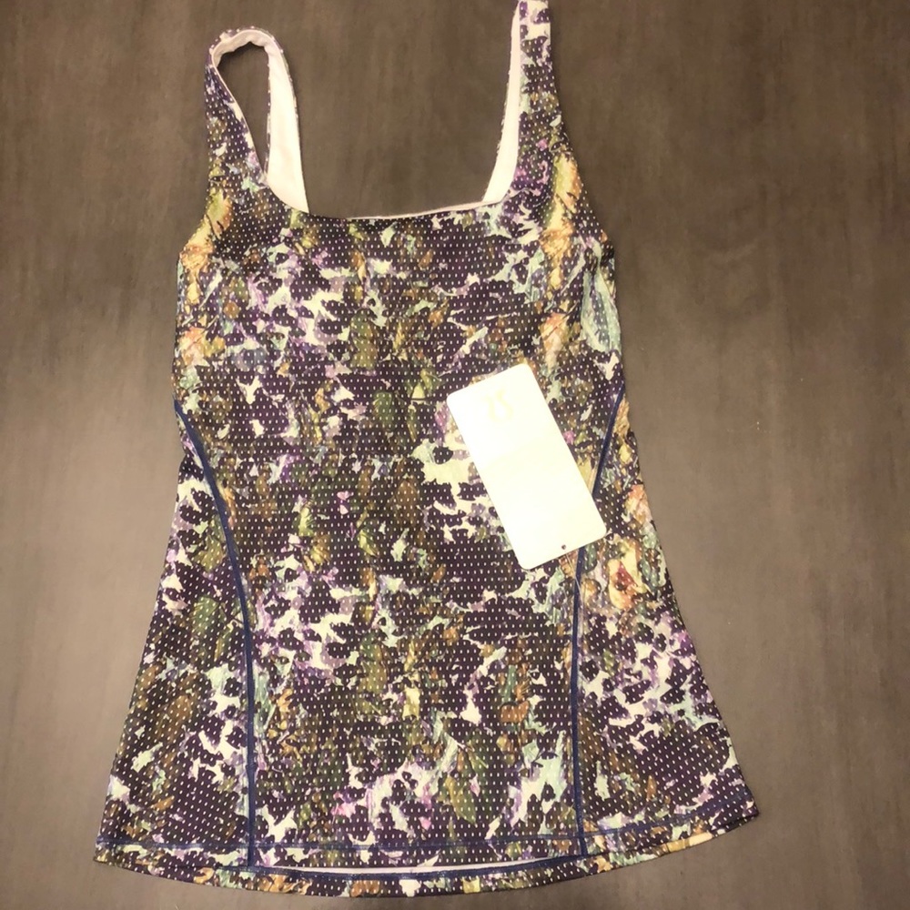 Lululemon tank